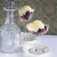 Vinný zabaglione s ovocem