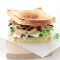 Sendvič žampiony & feta Sendvič žampiony & feta