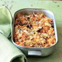 Zapečená dýně s jáhlami a s kysanou zeleninou