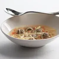 Zeleninová polévka s játrovou zavářkou Zeleninová polévka s játrovou zavářkou