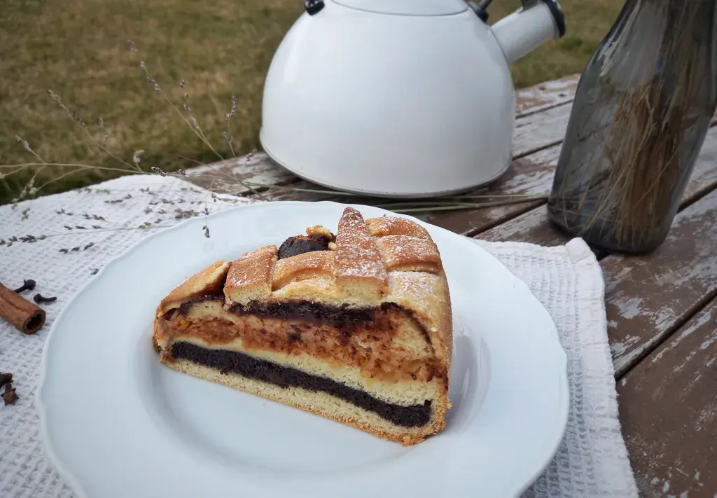 porce štedráku na talíři