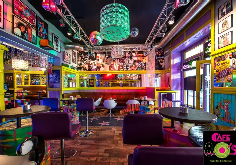 Cafe 80’s
