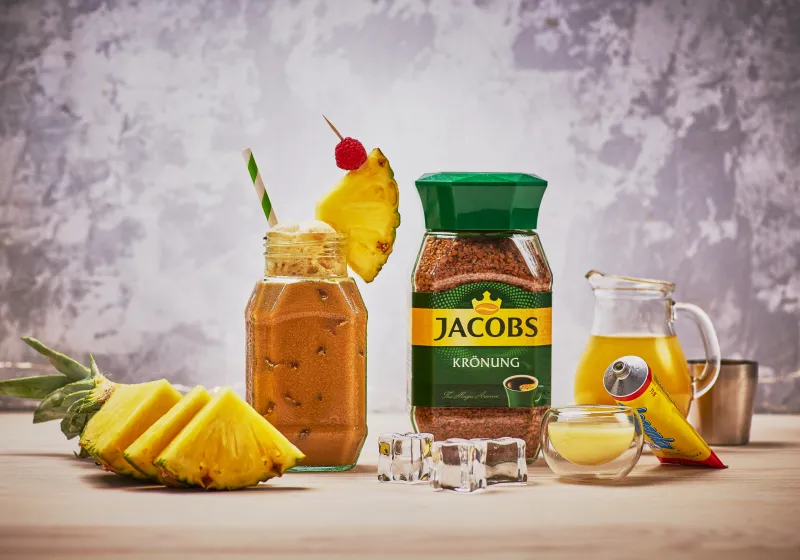 Letní drinky s instantní kávou Jacobs