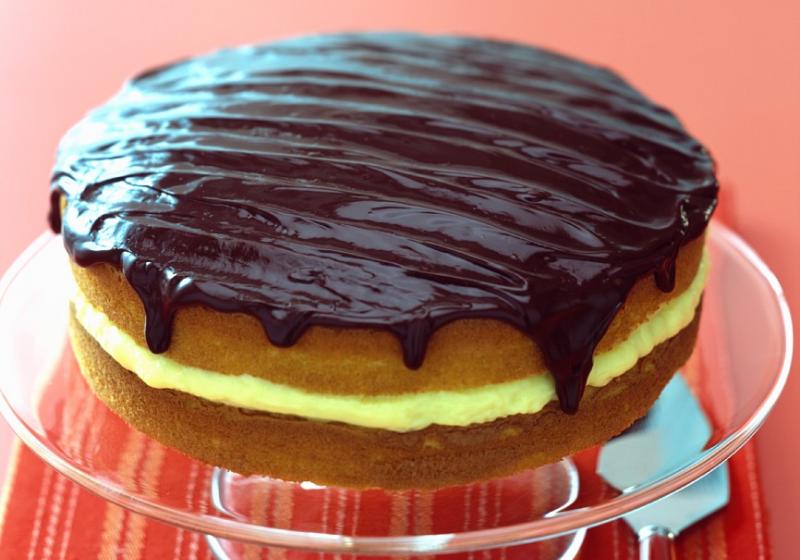 Boston cream pie