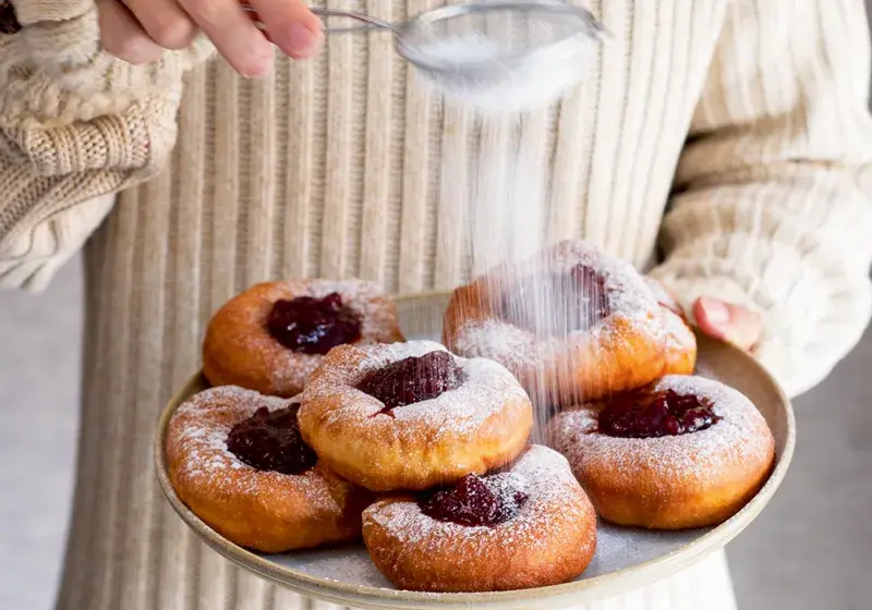 Vdolky s brusinkovým džemem